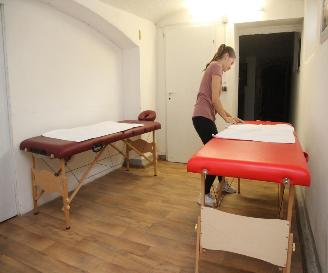 Landhotel Storchenkrug Rühstädt Buitenkant foto