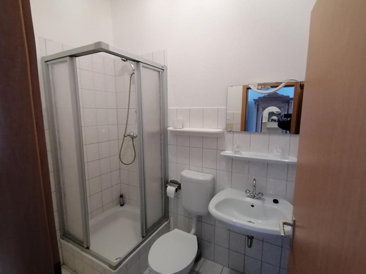 Landhotel Storchenkrug Rühstädt Buitenkant foto