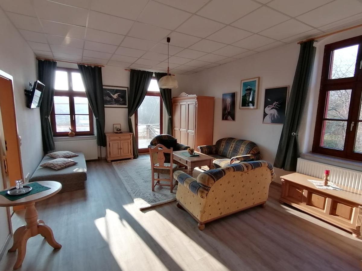 Landhotel Storchenkrug Rühstädt Buitenkant foto