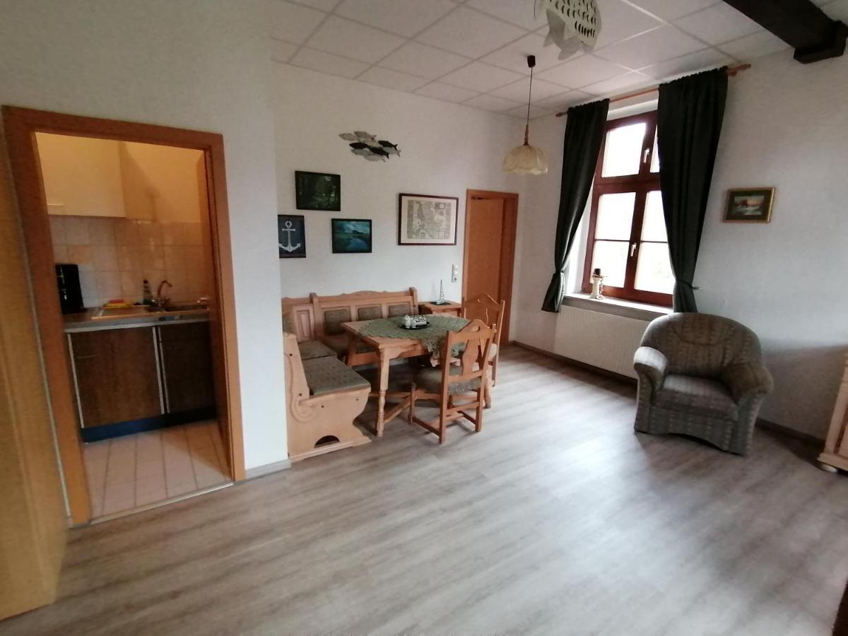 Landhotel Storchenkrug Rühstädt Buitenkant foto