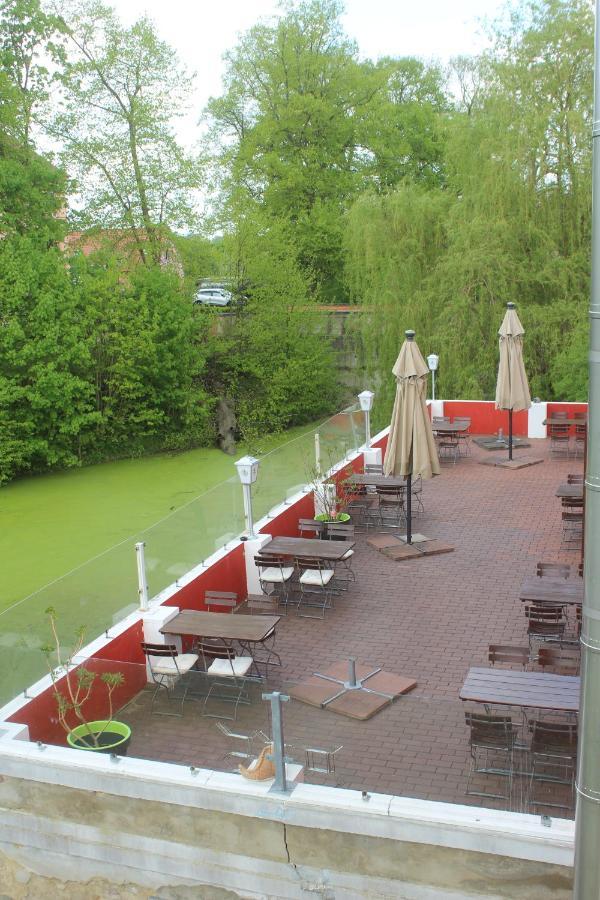 Landhotel Storchenkrug Rühstädt Buitenkant foto