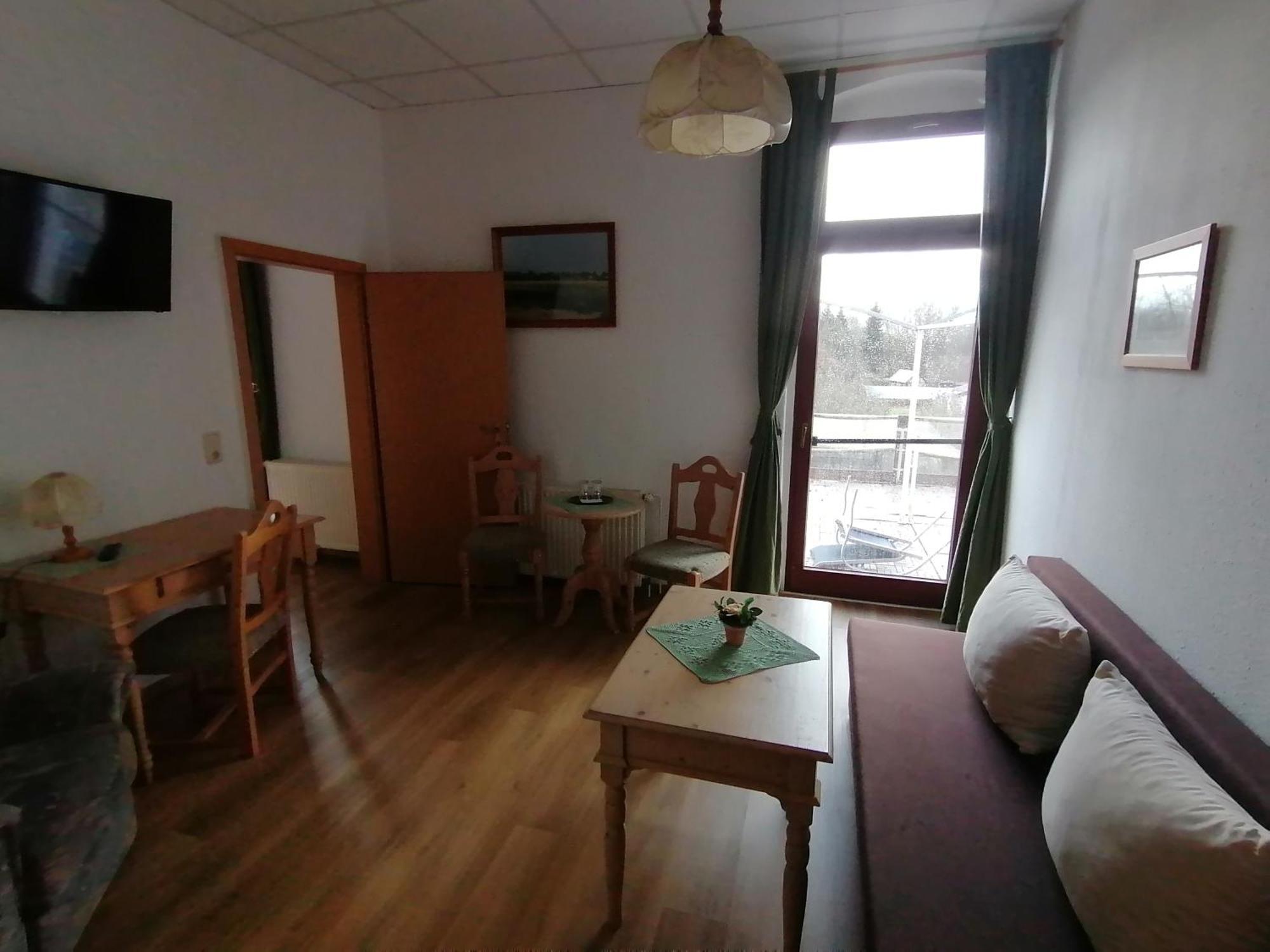 Landhotel Storchenkrug Rühstädt Buitenkant foto